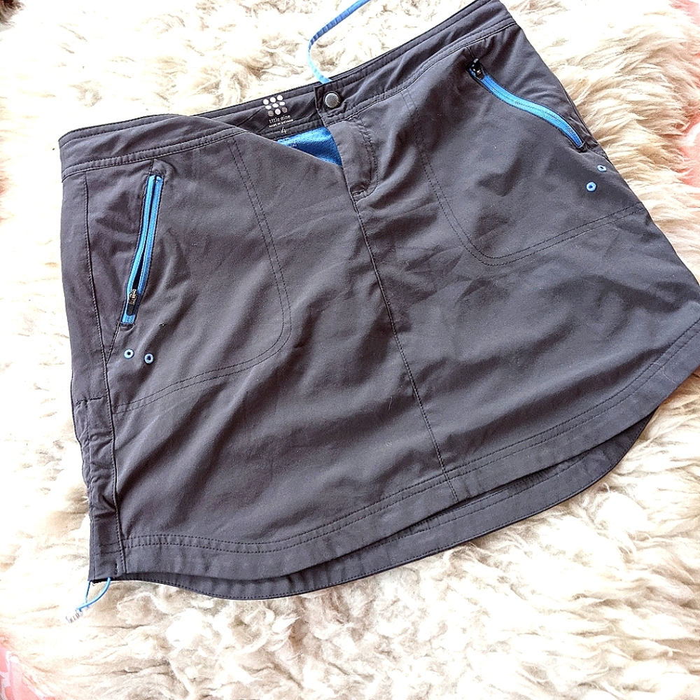 Title nine skort